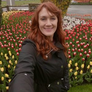 Meet your Posher, Angela